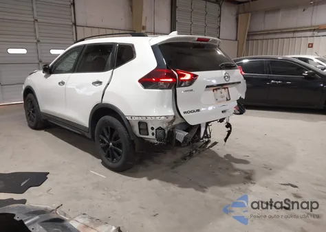 2018 Nissan Rogue Sv z USA, uszkodzony, nr VIN 5N1AT2MV7JC826806